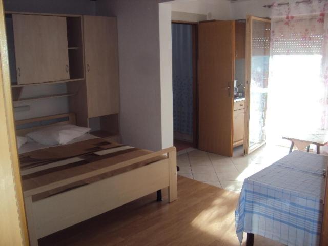 Studio with Terrace and Sea View image 1