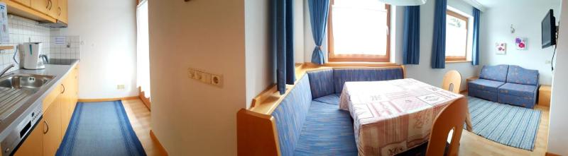 Superior Double Room image 3