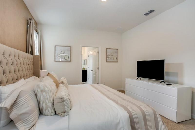 6070BOA Luxury 6 Bedroom 5Bath Home With Spa villa - image 13