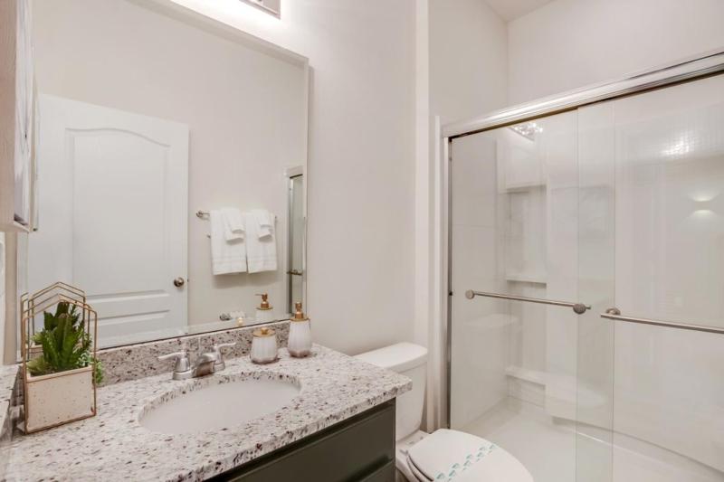 6070BOA Luxury 6 Bedroom 5Bath Home With Spa villa - image 27