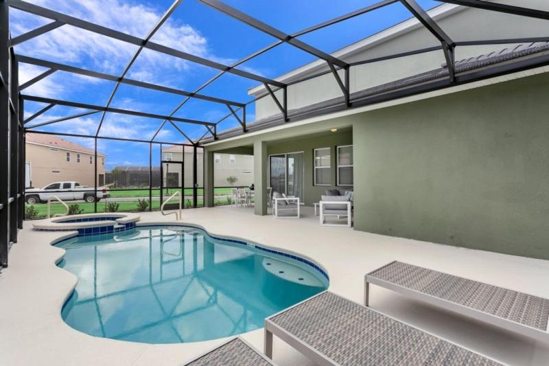 6070BOA Luxury 6 Bedroom 5Bath Home With Spa villa - image 5