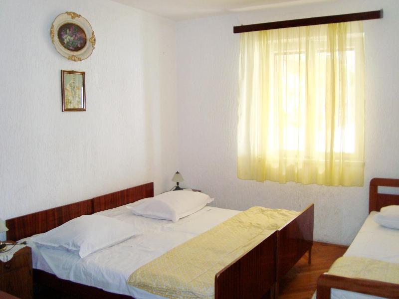 Apartments by the sea Mali Rat (Omis) - 2811 - image 12