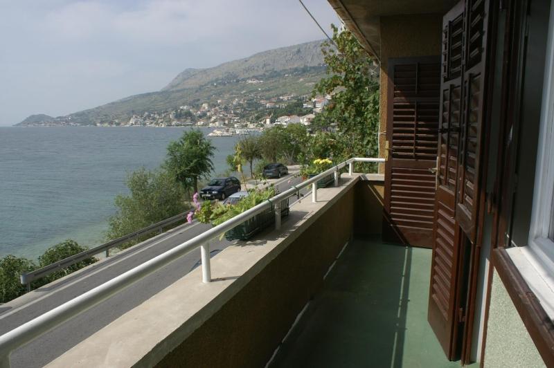 Apartments by the sea Mali Rat (Omis) - 2811 - image 15