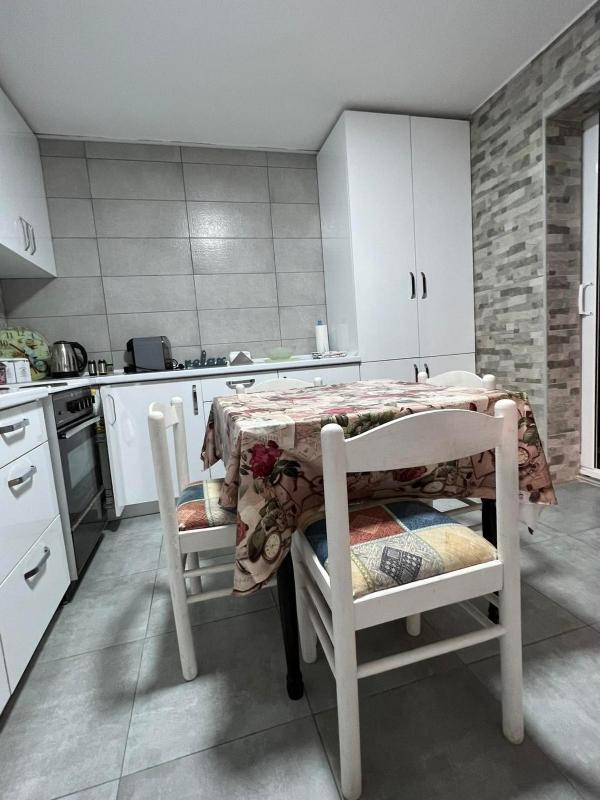 Studio with Terrace image 1
