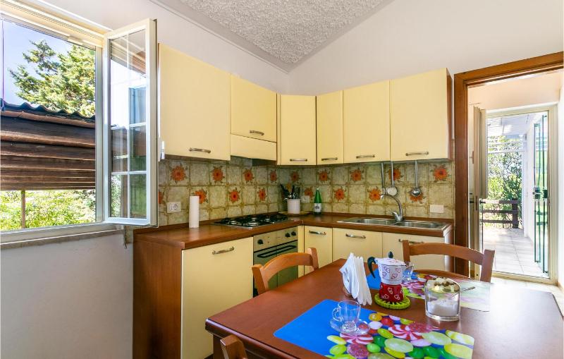 Nice Home In Noto With Wifi - image 35