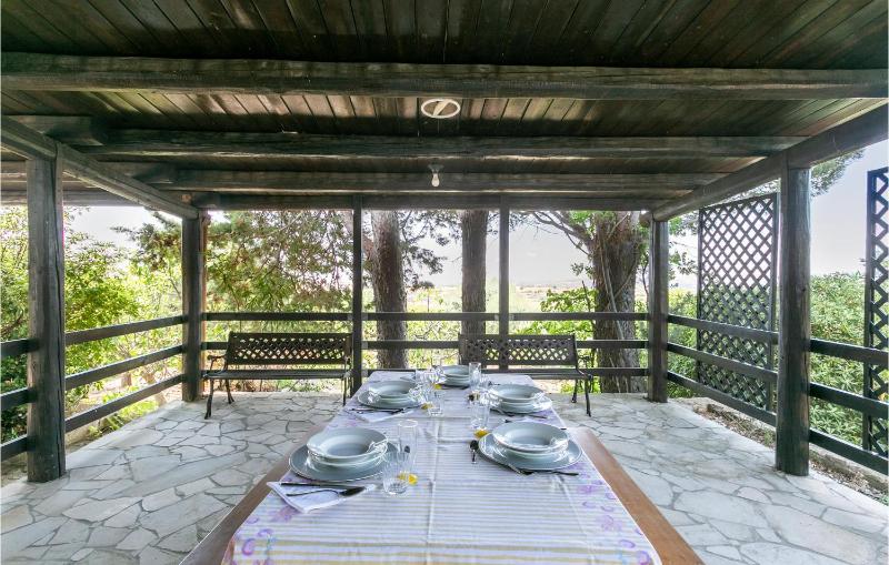 Nice Home In Noto With Wifi - image 15