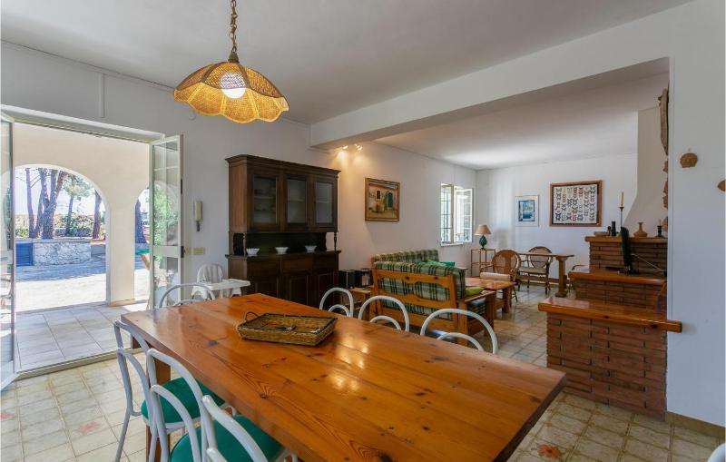 Nice Home In Noto With Wifi - image 34