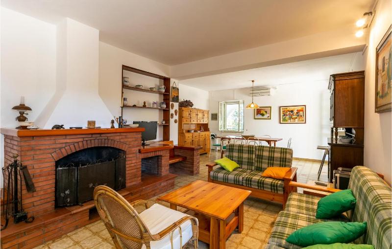 Nice Home In Noto With Wifi - image 11