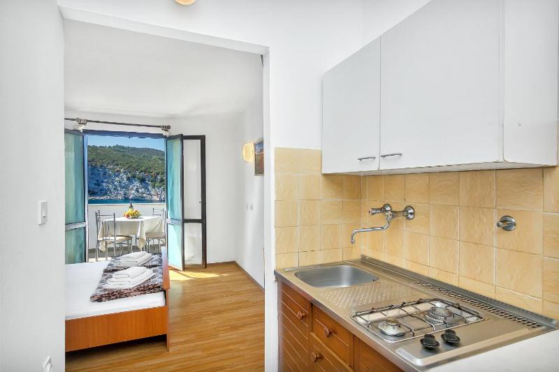 Studio with Terrace and Sea View image 4