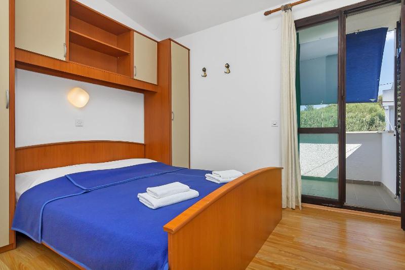 Studio with Terrace and Sea View image 1
