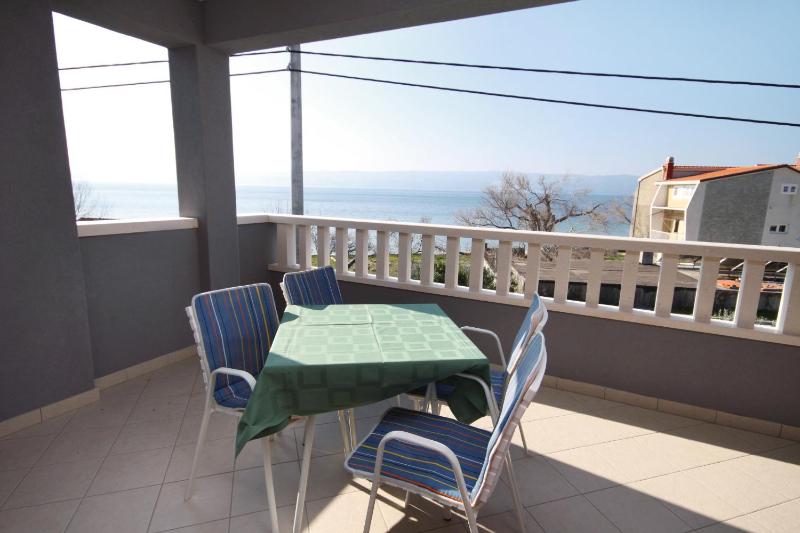 Apartments by the sea Duce Omis - 5261 - image 4