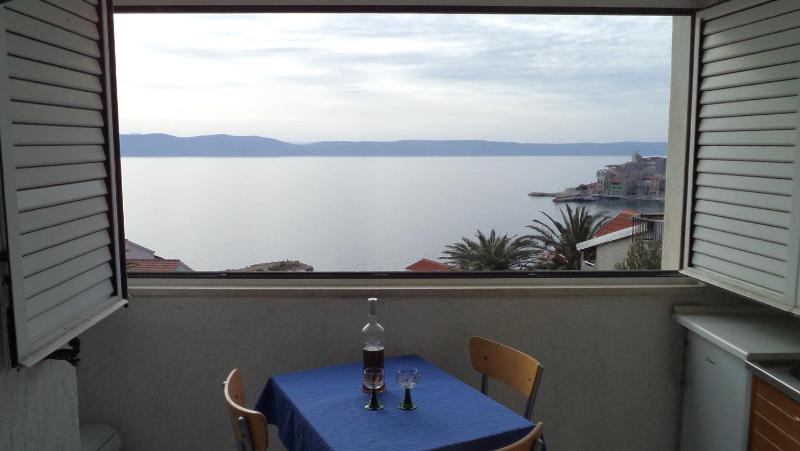 Studio with Sea View image 4