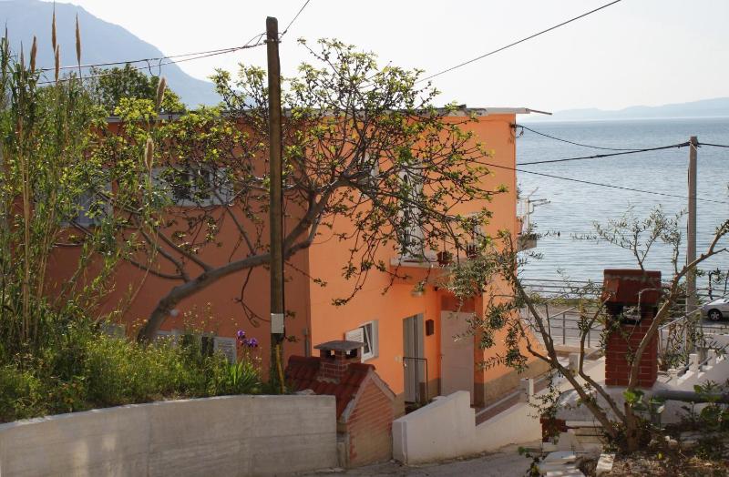 Apartments by the sea Duce Omis - 5275 - image 1