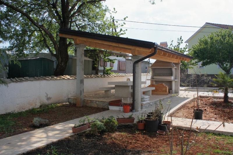 Family friendly apartments with a swimming pool Sveti Anton Krk - 5291 - image 30