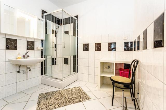 Family friendly apartments with a swimming pool Sveti Anton Krk - 5291 - image 29
