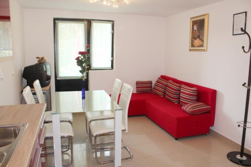 One-Bedroom Apartment with Terrace image 1