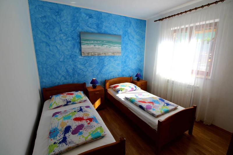 Family friendly apartments with a swimming pool Strmac Labin - 5527 - image 14