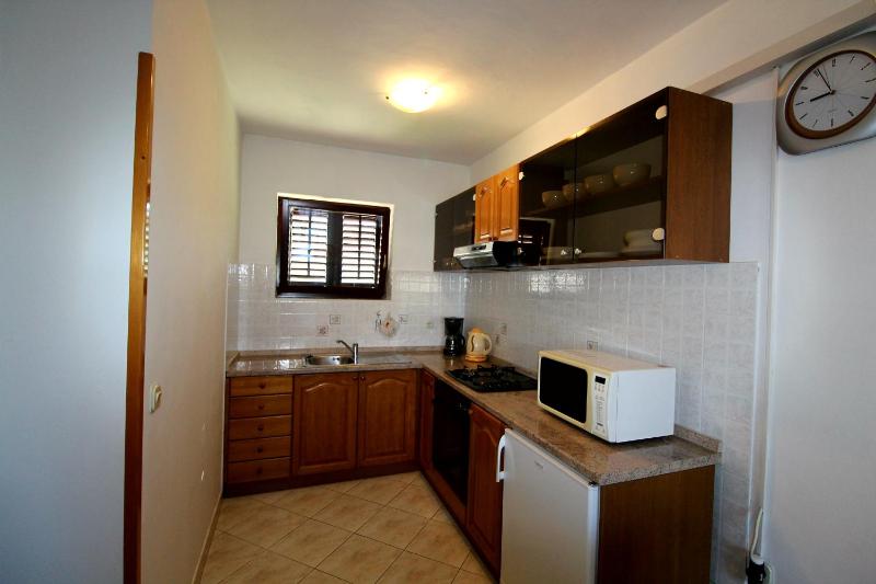 Family friendly apartments with a swimming pool Strmac Labin - 5527 - image 10
