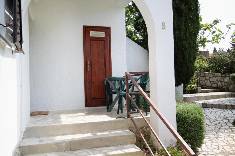 Two-Bedroom Apartment with Terrace image 4