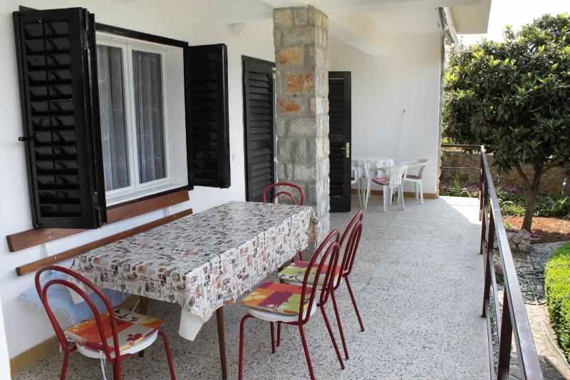 Apartments with parking space Krk - 5318 - image 9