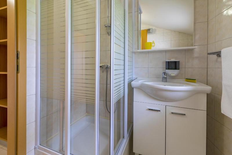 Apartment Selce 5367b - image 5