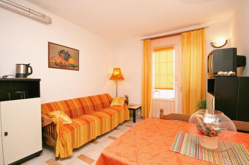 Two-Bedroom Apartment with Terrace and Sea View image 1
