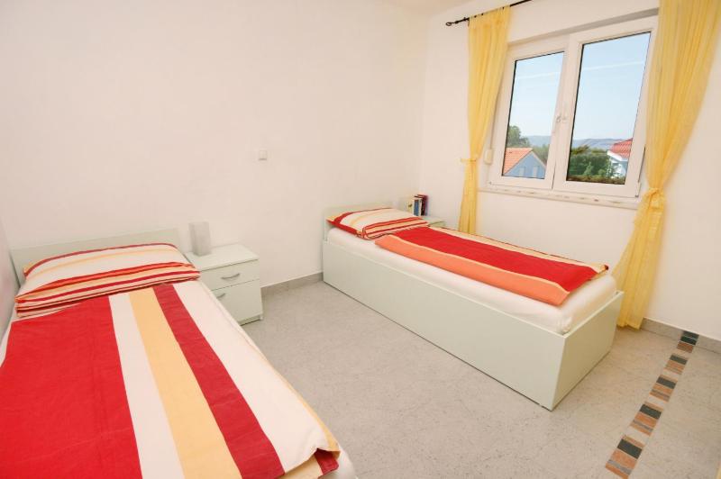 Two-Bedroom Apartment with Terrace image 4