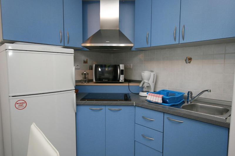 Apartment Pinezici 5464d - image 14