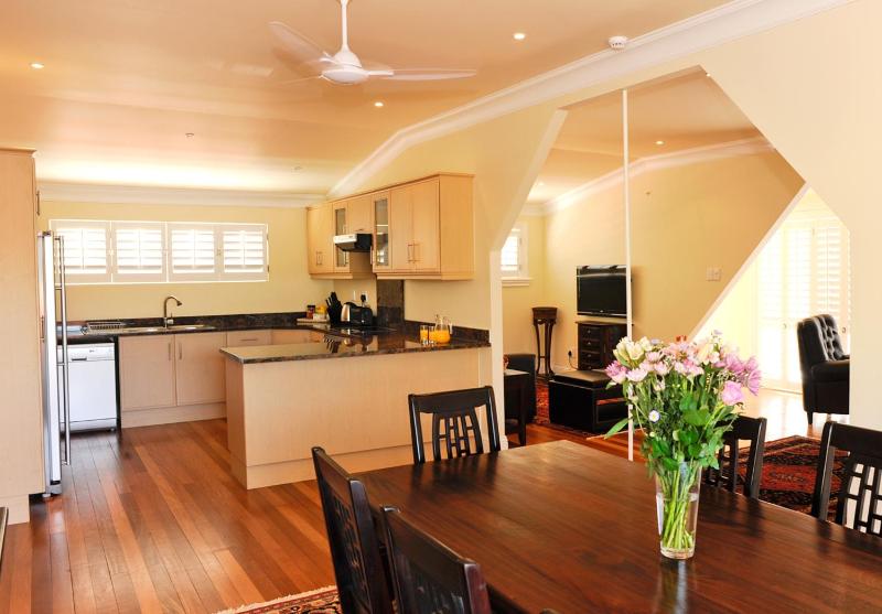Sica's Guest House - The Loft - image 2