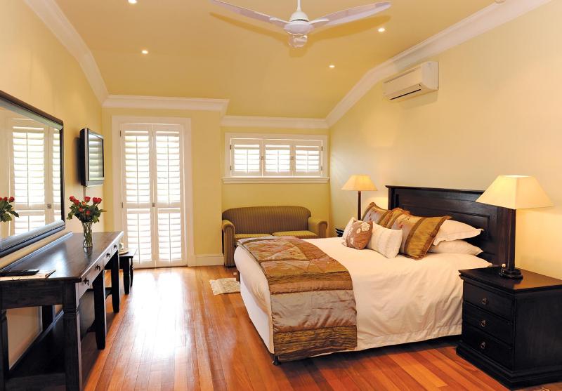 Sica's Guest House - The Loft - image 7