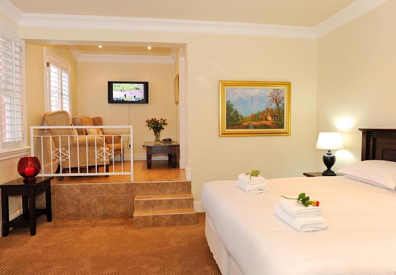 Sica's Guest House - The Loft - image 12