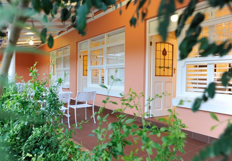 Sica's Guest House - The Loft - image 10