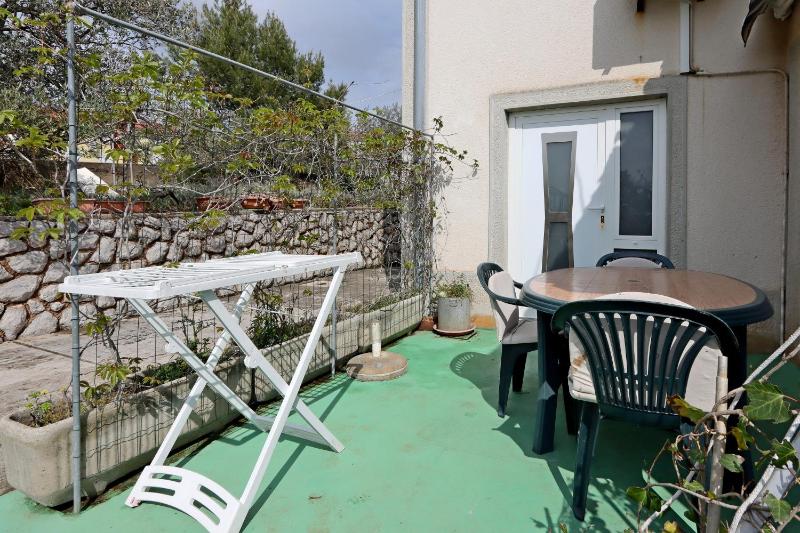 Studio with Terrace image 3