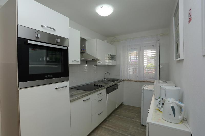 Apartments with parking space Supetar Brac - 5385 - image 20