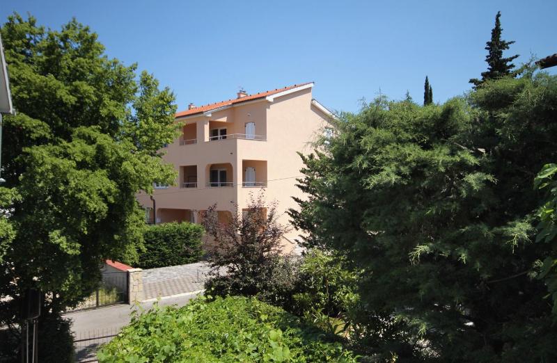 Two-Bedroom Apartment with Terrace image 2