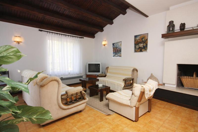 Three-Bedroom Apartment with Terrace image 1