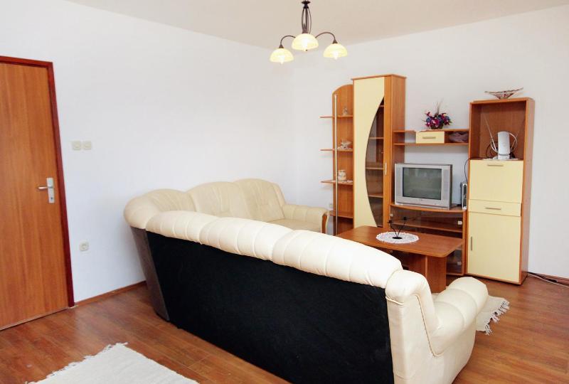 Two-Bedroom Apartment with Terrace and Sea View image 1