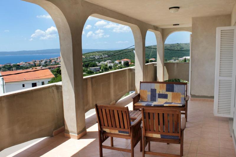 Two-Bedroom Apartment with Terrace and Sea View image 4