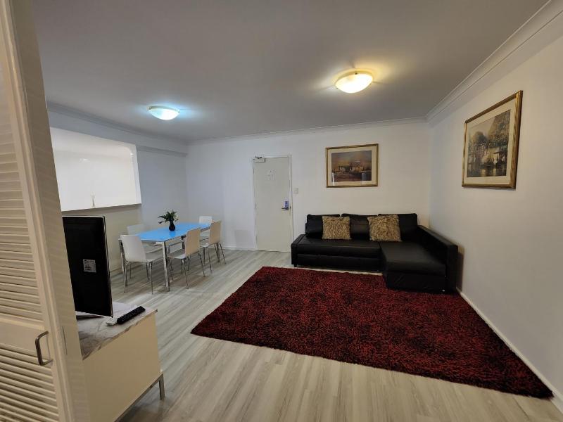 PERTH CBD APARTMENTS - image 4
