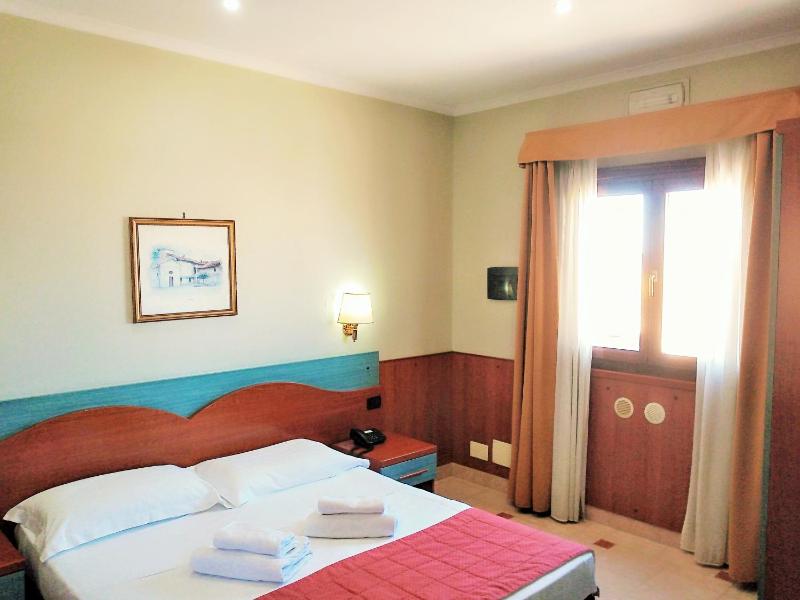 Hotel Riviera Fiumicino - image 42