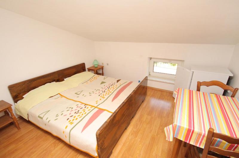 Apartments and rooms with WiFi Senj - 5560 - image 24