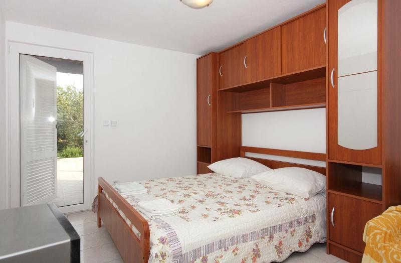 Apartments by the sea Splitska Brac - 5664 - image 19