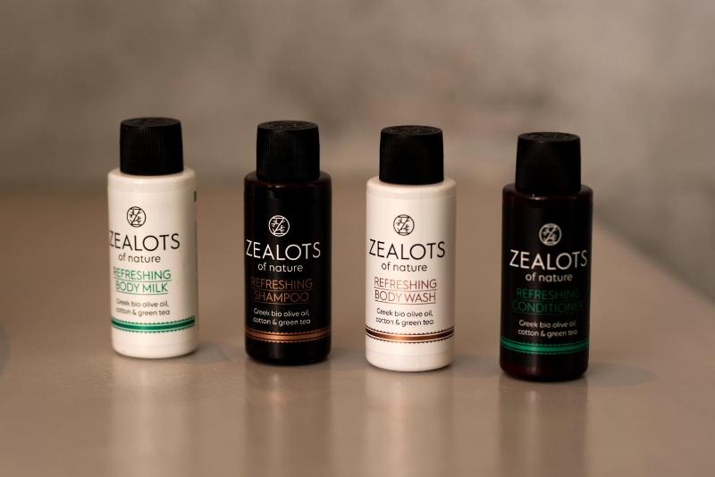 Honeymoon Suite with Sea View and Private Pool image 1