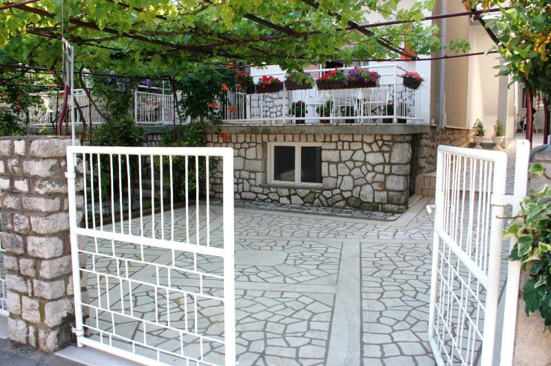 Apartments by the sea Selce Crikvenica - 5550 - image 22