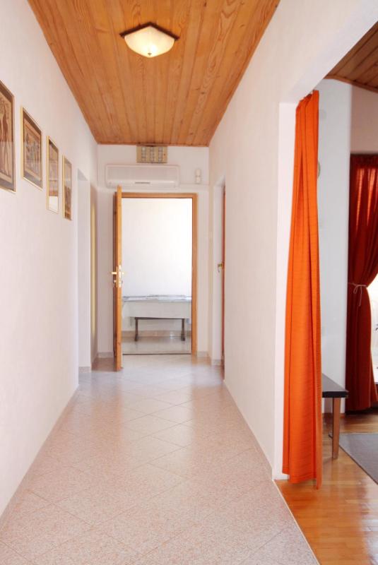 Two-Bedroom Apartment with Terrace and Sea View image 2