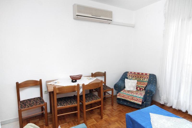 Apartments with parking space Supetar Brac - 5663 - image 16