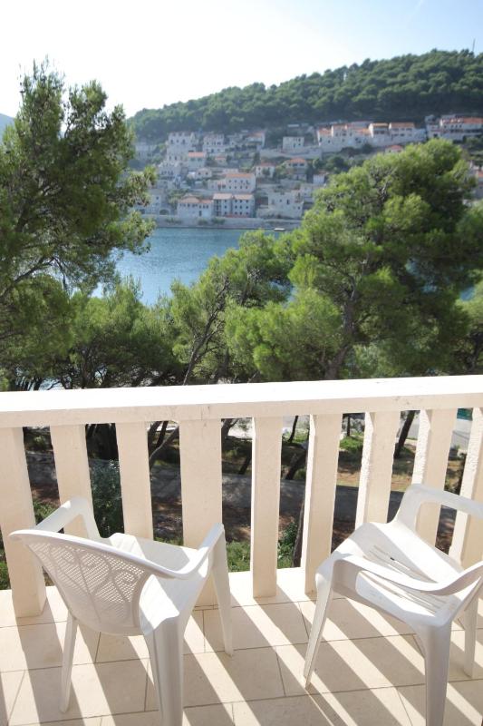Studio with Balcony and Sea View image 3