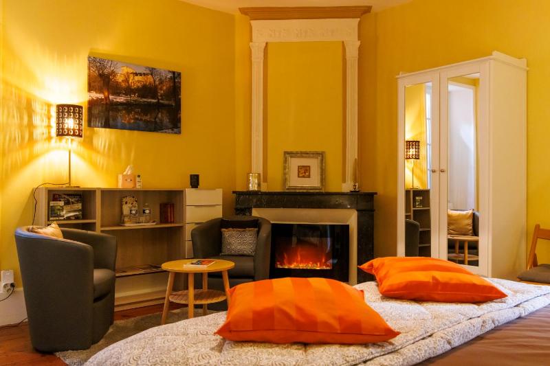 King Room with Garden View image 4