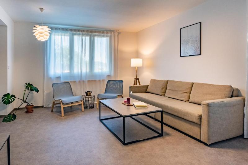 Apartment with Garden View image 3