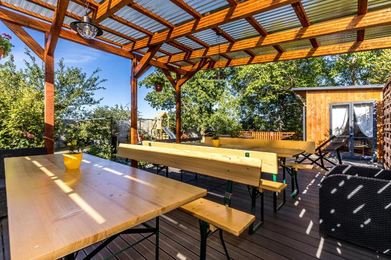 Chalet image 1